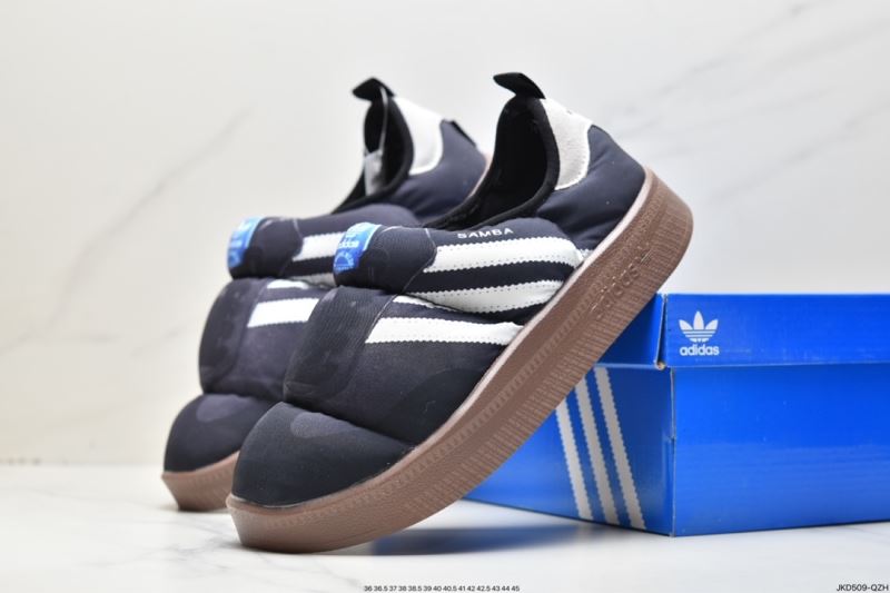 Adidas Sneakers